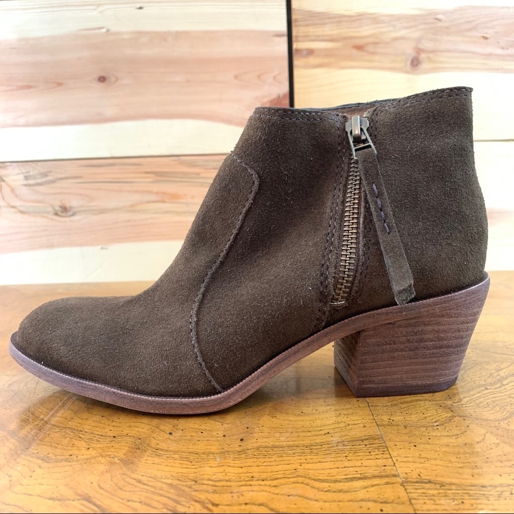 Madewell The Janice darkest olive suede ankle boot - Picture 6 of 15
